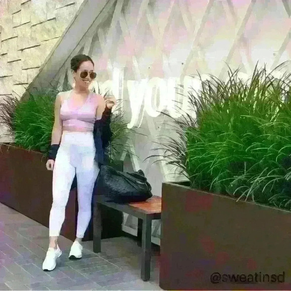 DYI Pants - DYI White and Grey Marble Leggings Size XS